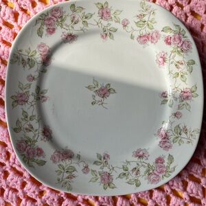 Floral Dinnerware Plate